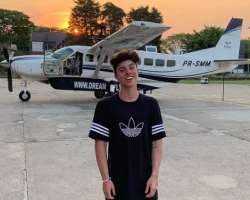 The star has also taken lessons to fly an airplane.